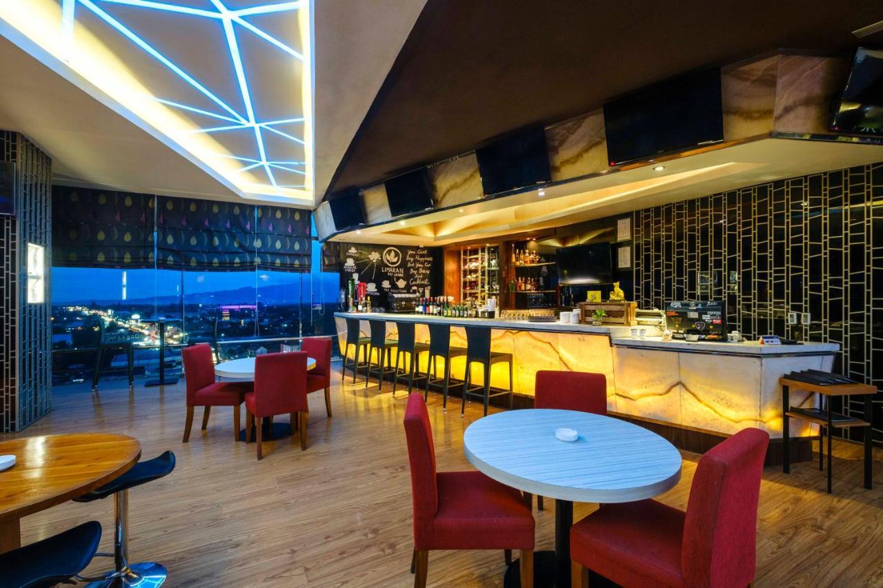 格兰德阿尔土斯会议中心及酒店 马格朗 外观 照片